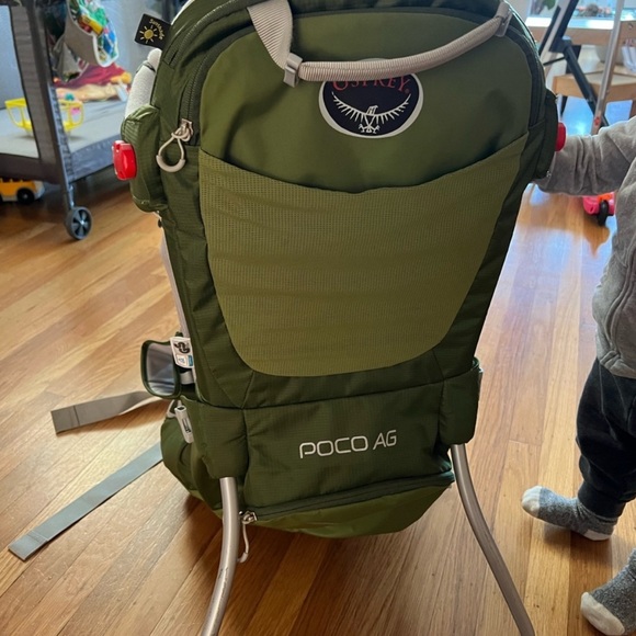 Osprey Poco AG Green Backpack - Picture 2 of 11